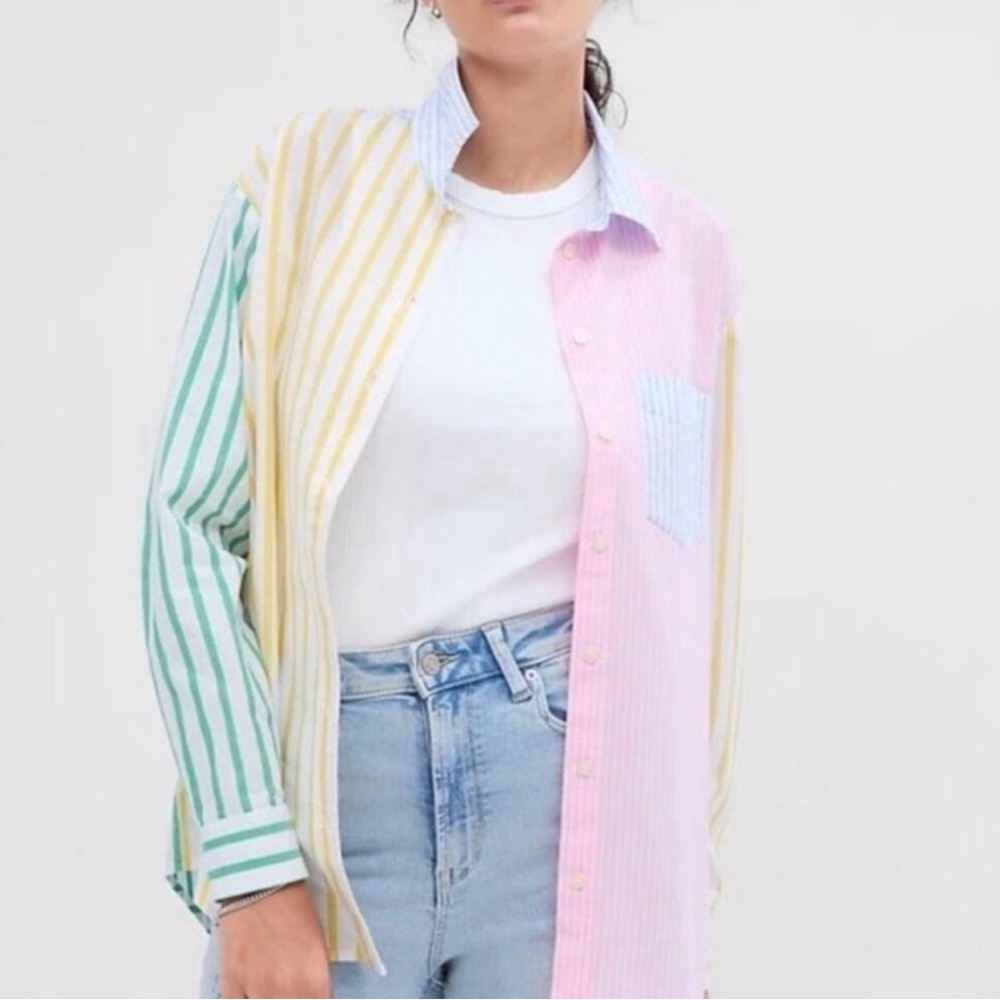 GAP “The Big Shirt”